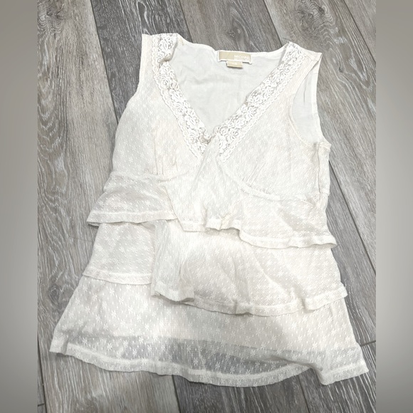 EUC Michael Kors lace ruffle layers Stretch beige/cream sexy low cut xs/s - Picture 1 of 5